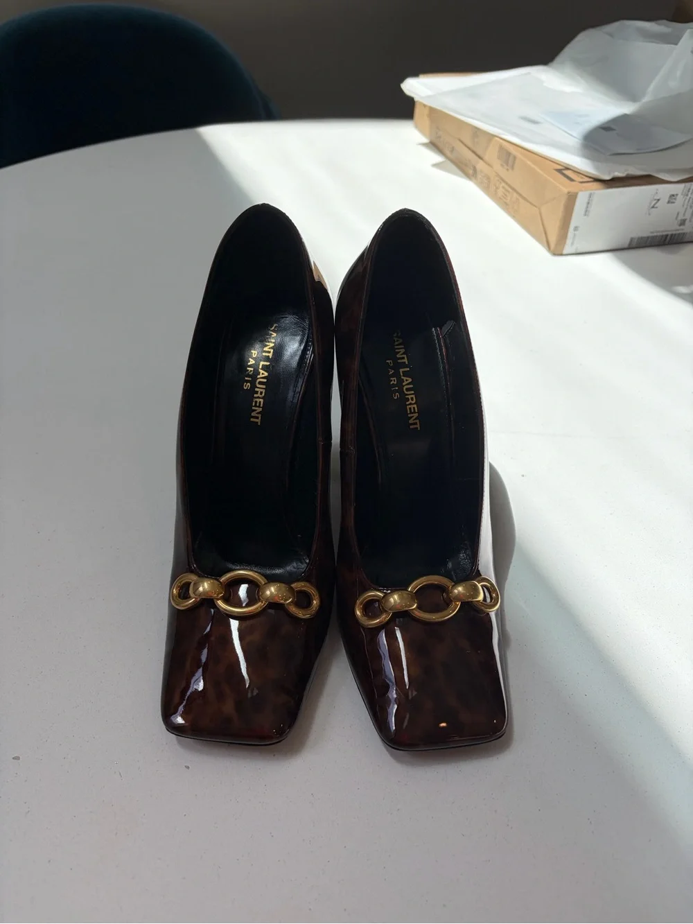 Saint Laurent Brown Tortoiseshell Patent Pumps with Gold Chain - Picture 2 of 10